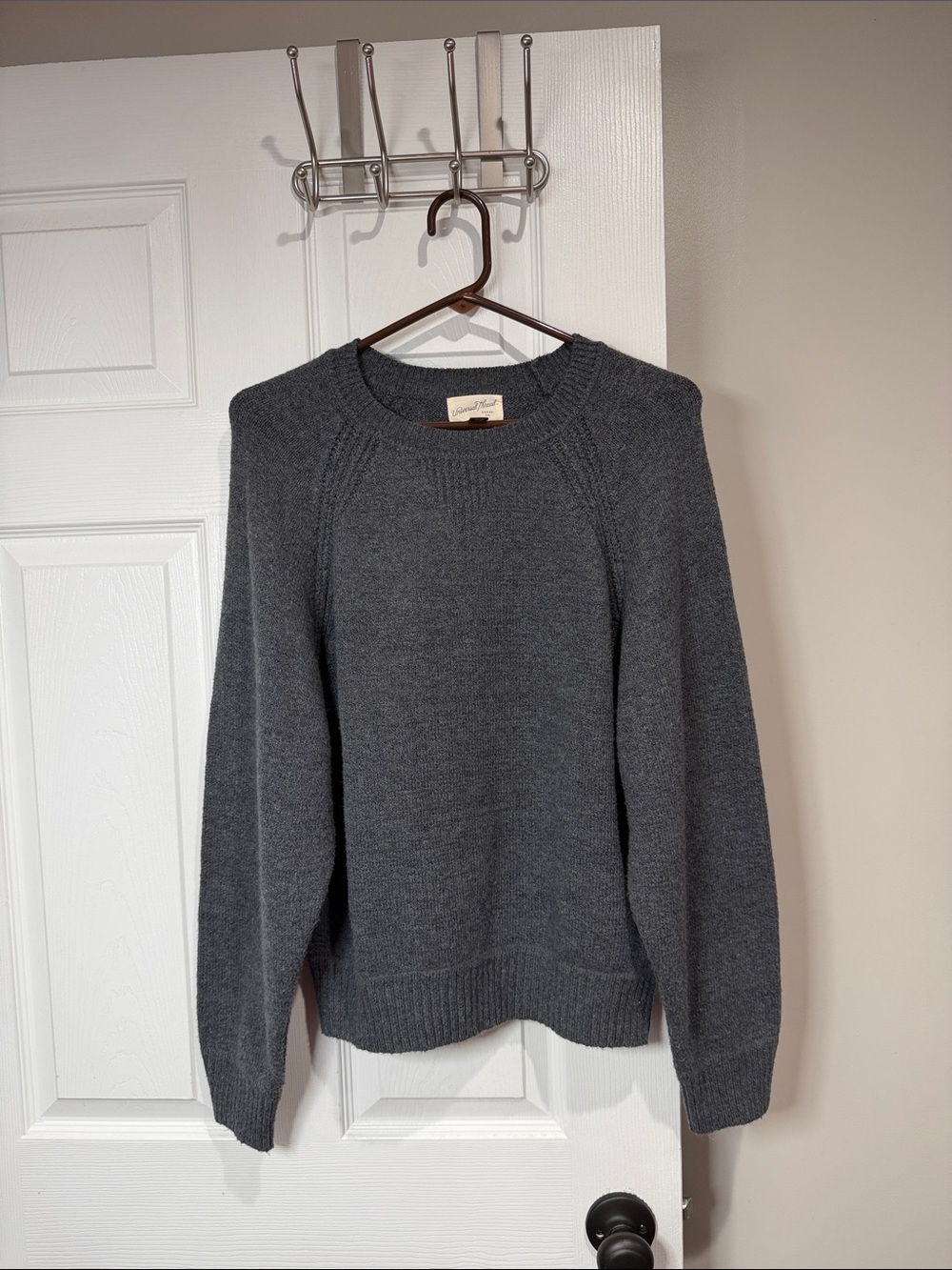 Universal Thread Charcoal Crewneck Sweater
